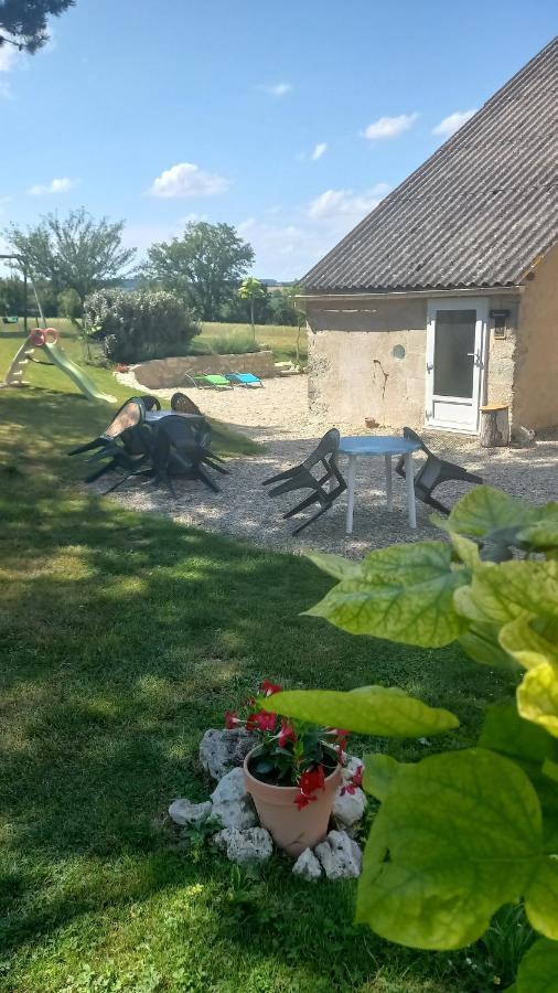 Le Calme A La Campagne Leilighet Besson Eksteriør bilde